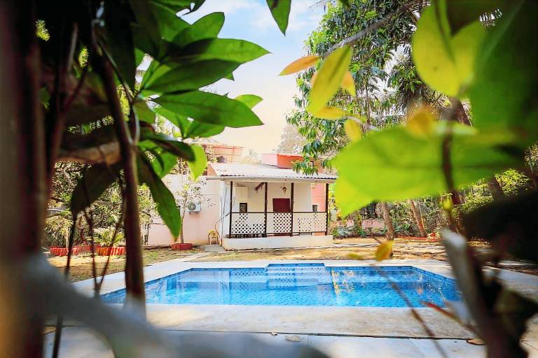 Villa with 3 rooms for 10 persons in Alibag
