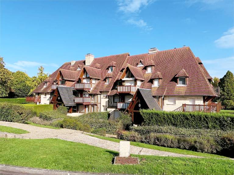 House with terrace & pool | Pet-friendly in Touques
