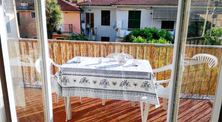 Holiday apartment | Close to the beach | Pets allowed in Levanto