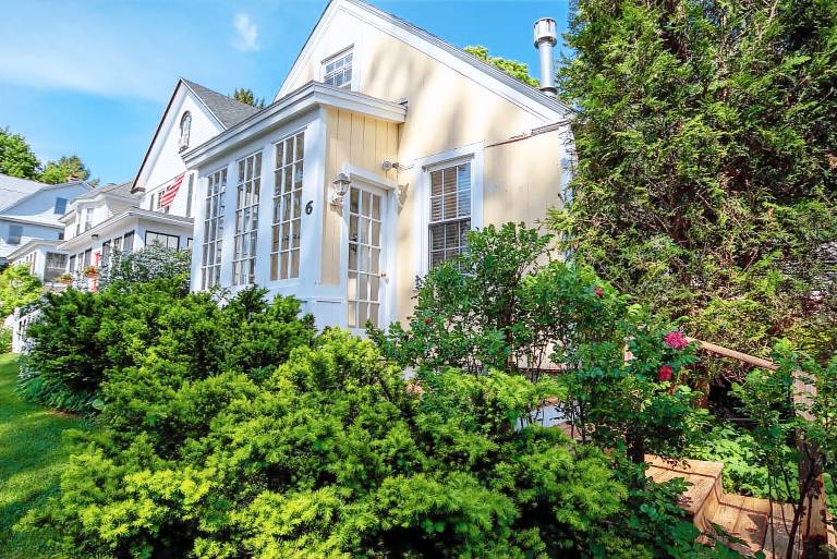 House Lenox
