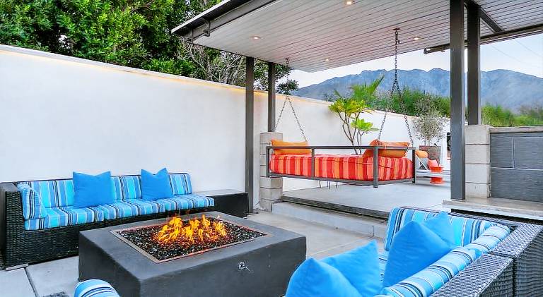 Luxury Desert Oasis — photo 4