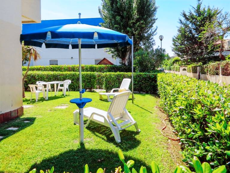 Holiday apartment with terrace & garden | Beach nearby | Dogs allowed — photo 5