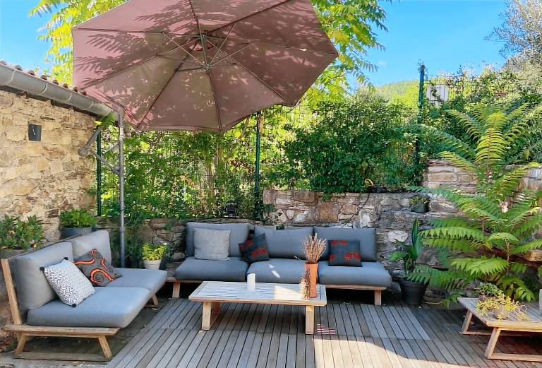 Gite with garden & terrace — photo 2