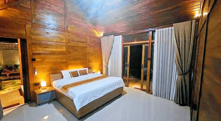 Villa with pool | Pets are welcome — photo 2
