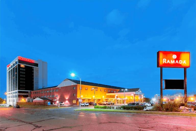 Ramada Hotel & Convention Center by Wyndham Topeka Downtown in Topeka, KS