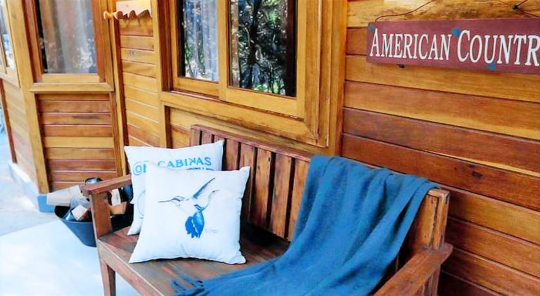 Lodge with yard | Pet-friendly — photo 5