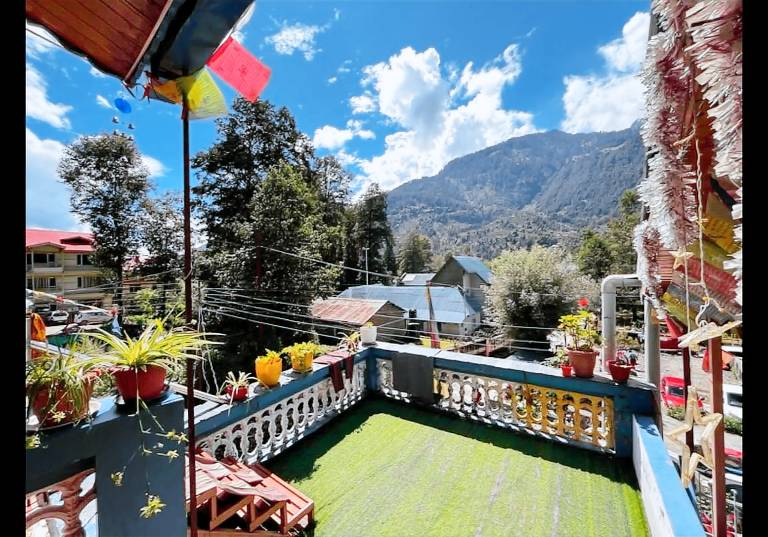 The Locals Manali — photo 2