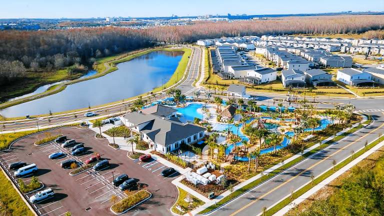 Fully equipped ample vacation home with pool | Pets allowed — photo 4