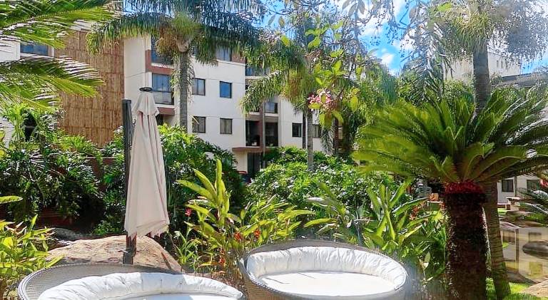Serviced apartment with yard & pool | Good for workation — photo 4