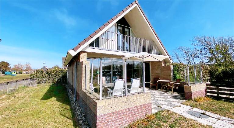 House with 3 rooms for 6 persons in Callantsoog