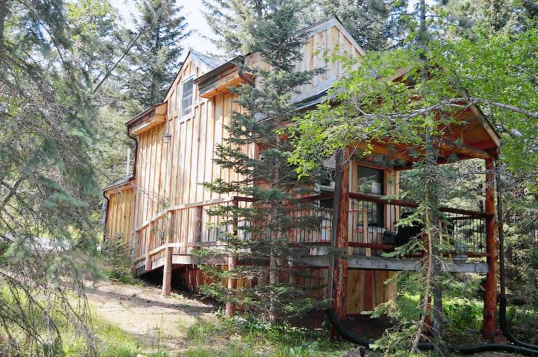 Cabin  Deadwood