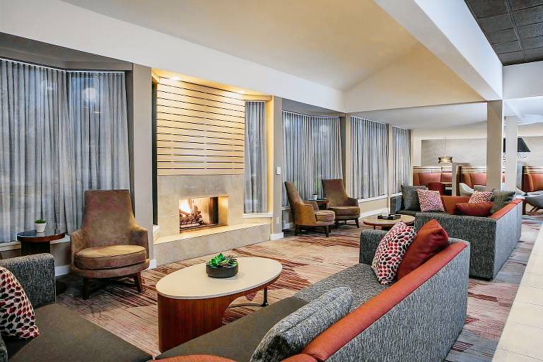 Courtyard by Marriott Greensboro — photo 2