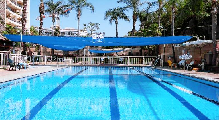 Apartment with pool, garden & jacuzzi — photo 2