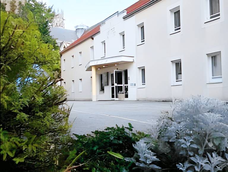 Hotel Revotel Nancy Centre Gare in Laxou