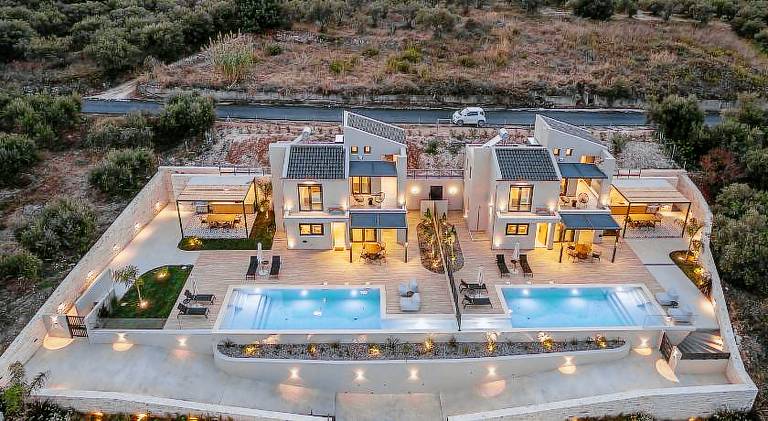 Villa with private pool, terrace & garden in Apokoronas