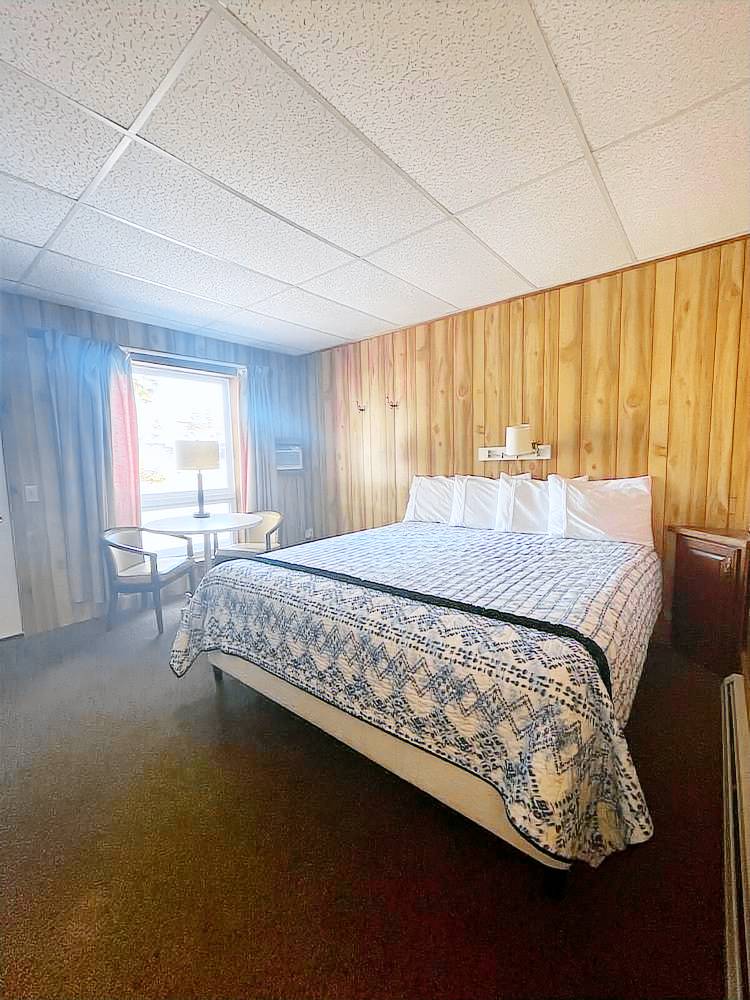 Motel  Tupper Lake