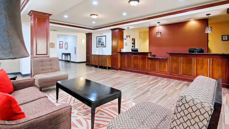 Best Western Granbury Inn & Suites in Granbury, TX