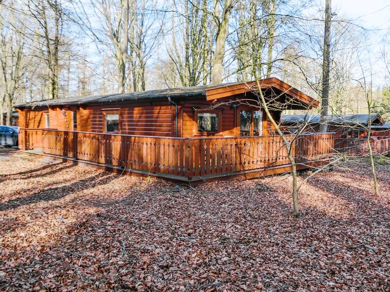 Cottage  Little Cawthorpe