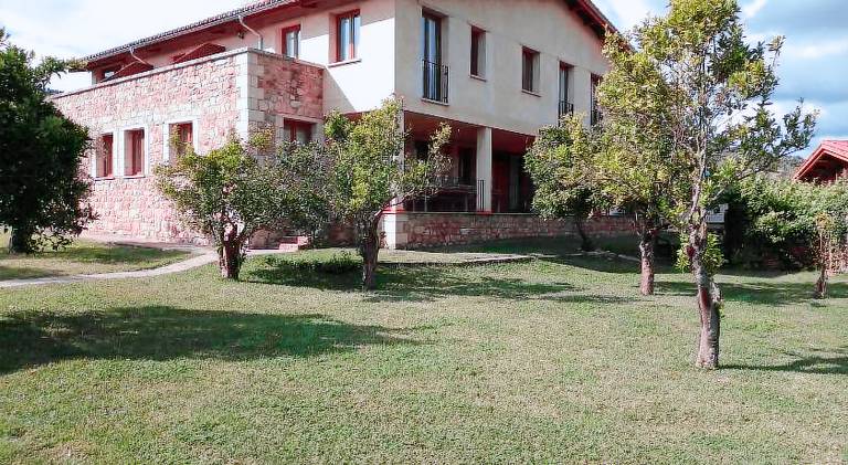 House with garden & patio in Cáceres