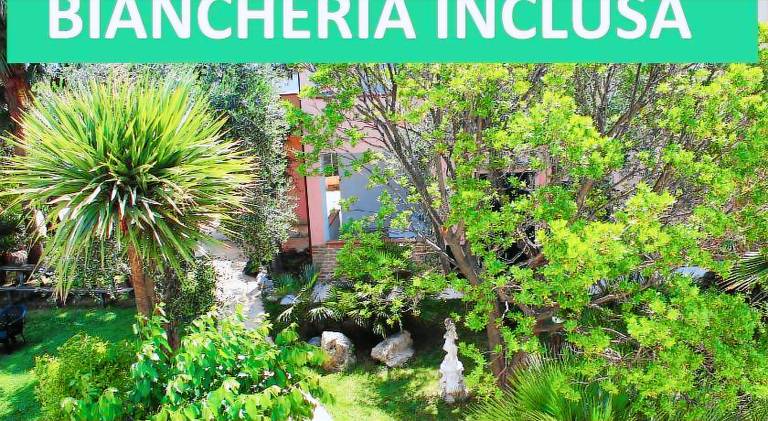 Wonderful serviced apartment with grill & yard | Close to the beach | Dogs allowed in Vieste