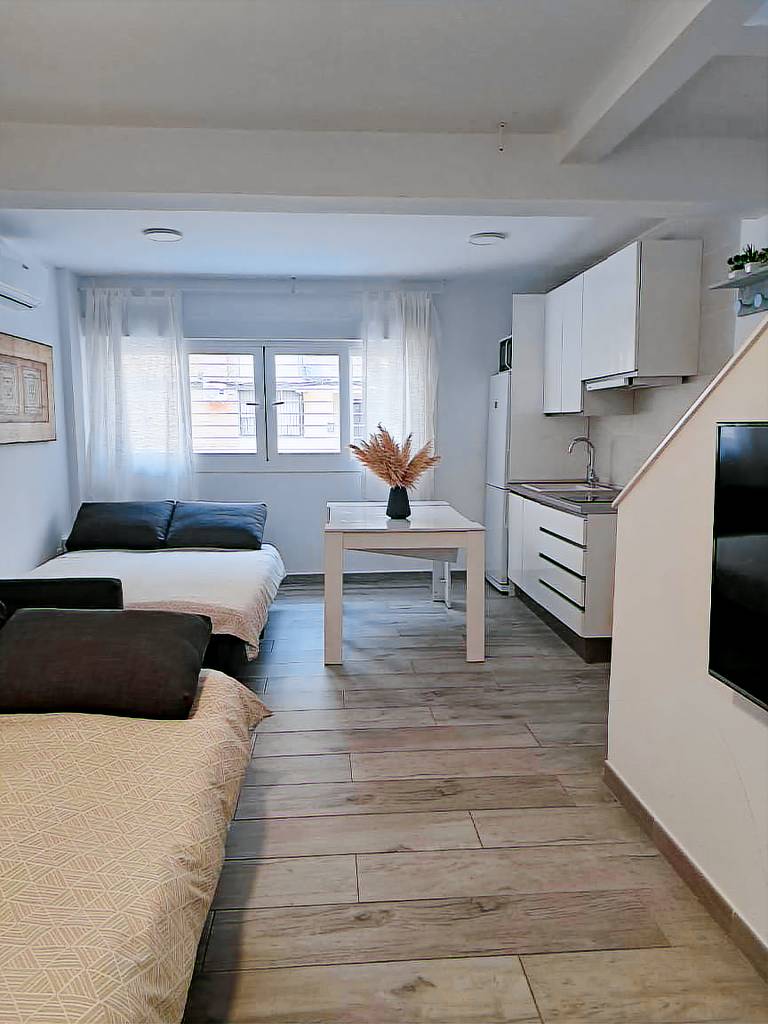 Family-oriented charming rental apartment | Pets are welcome — photo 5