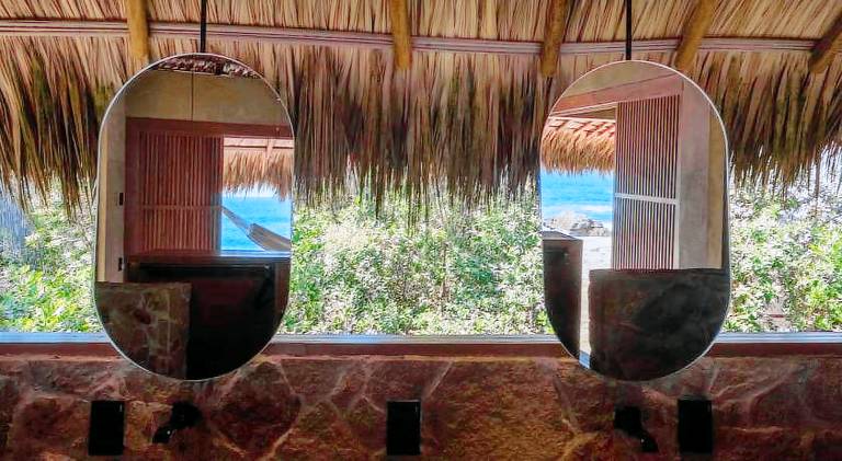 UtopiAmar Beach House & Suites — photo 5