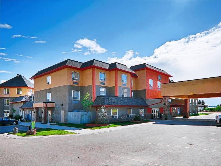 Quality Inn & Suites in Ponoka, AB