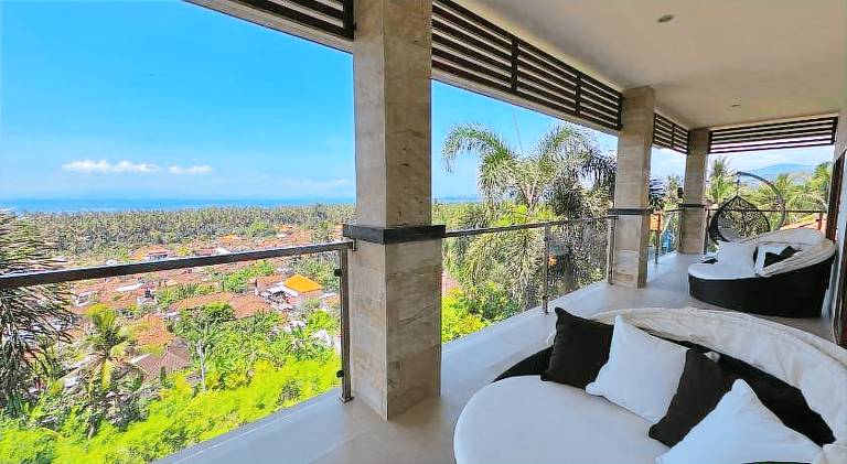 Villa with patio, private pool & barbecue — photo 5