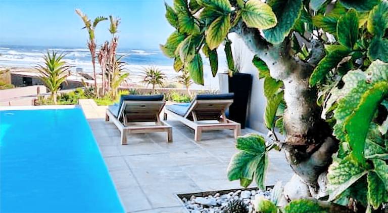 350 m&sup2; Villa