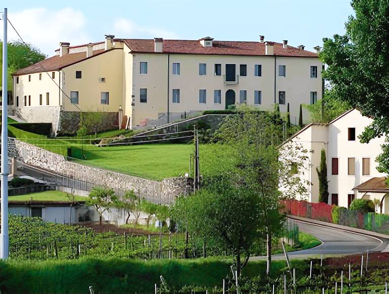 Appartamento con servizi da hotel Lonigo