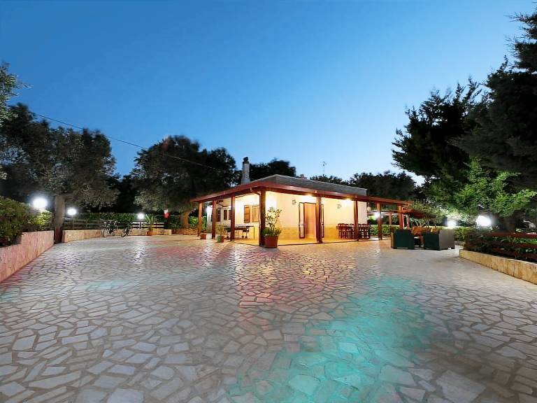 House with barbeque, patio & private pool | Nature view | Dogs allowed — photo 2