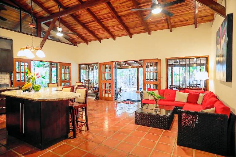 Casa Santa Teresa Beach
