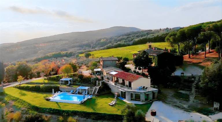 Farm with terrace, pool & garden | Dogs allowed in Passignano sul Trasimeno