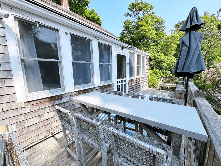 Classic Cape Bungalow less than a mile to Paine's Creek Beach & Dog Friendly! — photo 5