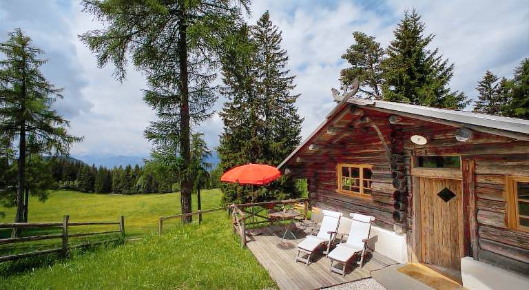Chalet with pool in Ville di Fiemme
