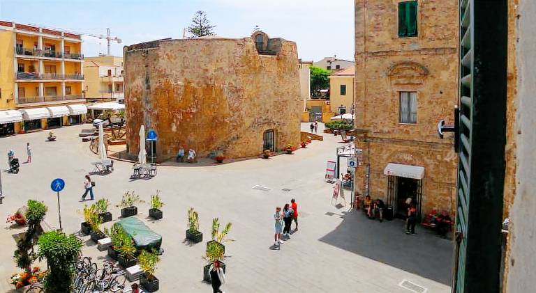 Holiday apartment with 1 room for 2 persons in Alghero