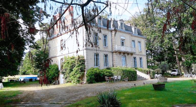 Chateau du Grand Lucay in Moulins