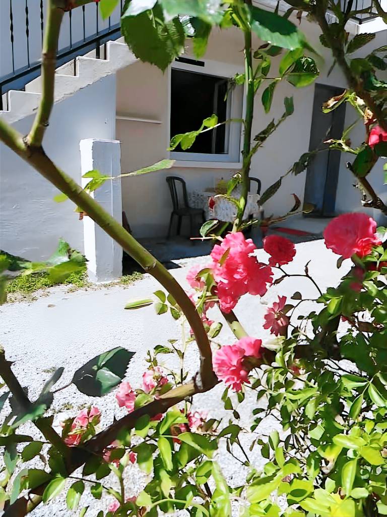 Le Cyclamens – Comfortable Stay Near Rodez, Ideal for 2 Guests — photo 3