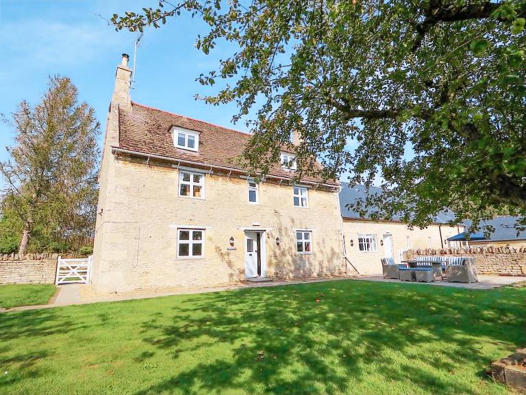 Cottage  Peterborough