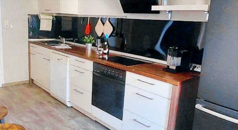 Apartment with 2 rooms for 6 persons — photo 3