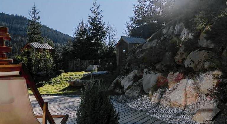 Wonderful holiday apartment with terrace, yard & jacuzzi | Pets are welcome — photo 4