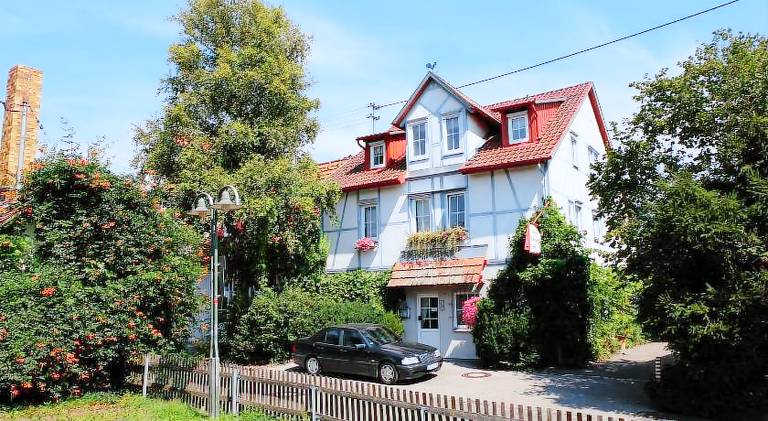 Biozertifiziertes Hotel Hopfigheimer Hof mit Wein-Shop — photo 2