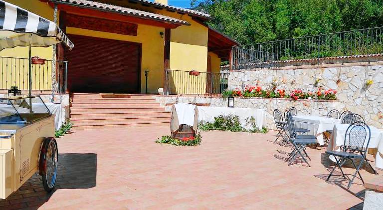 Farm with garden, patio & barbeque in L'Aquila