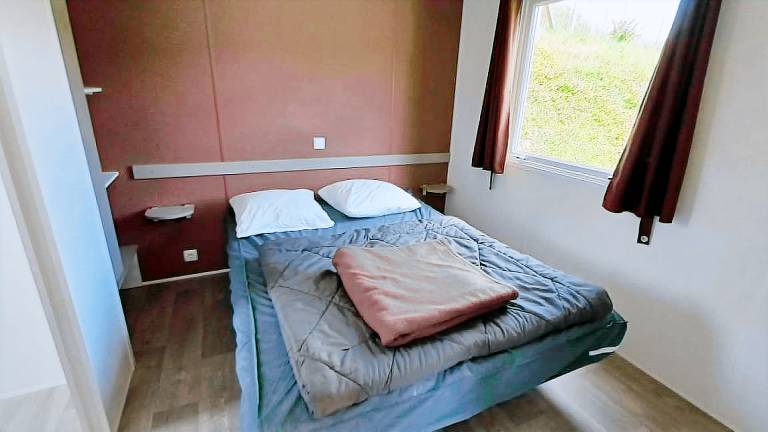 Camping suite with grill, heated pool & patio — photo 5