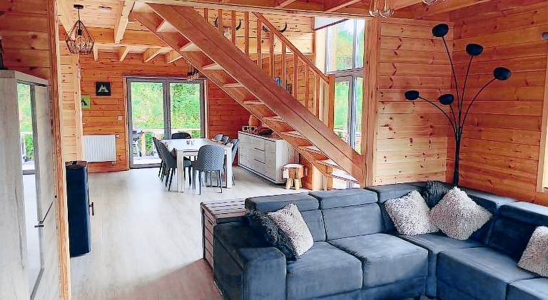 Fully equipped big chalet with barbeque, terrace & yard | Dogs allowed — photo 2