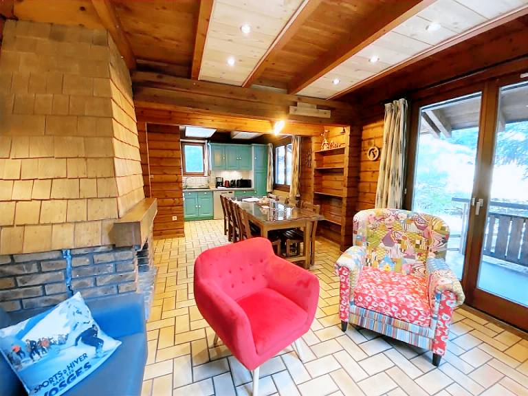 Chalet with terrace, garden & grill — photo 3