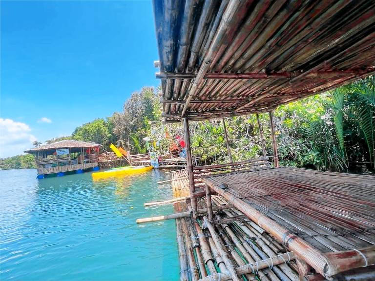 House with patio, garden & BBQ in Bolinao