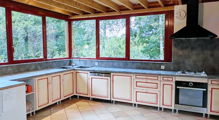 House with patio, barbeque & yard — photo 4