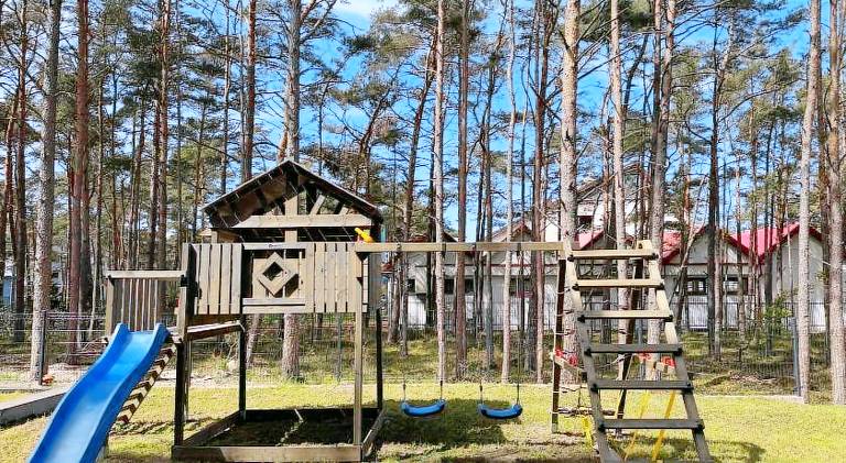 Rental apartment with yard & terrace — photo 4