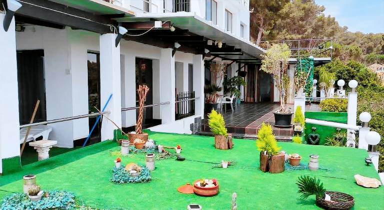 Apartment with pool & hot tub in Torremolinos